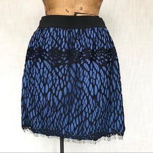 Robert Rodriguez Black Lace Elastic Skirt Size 4